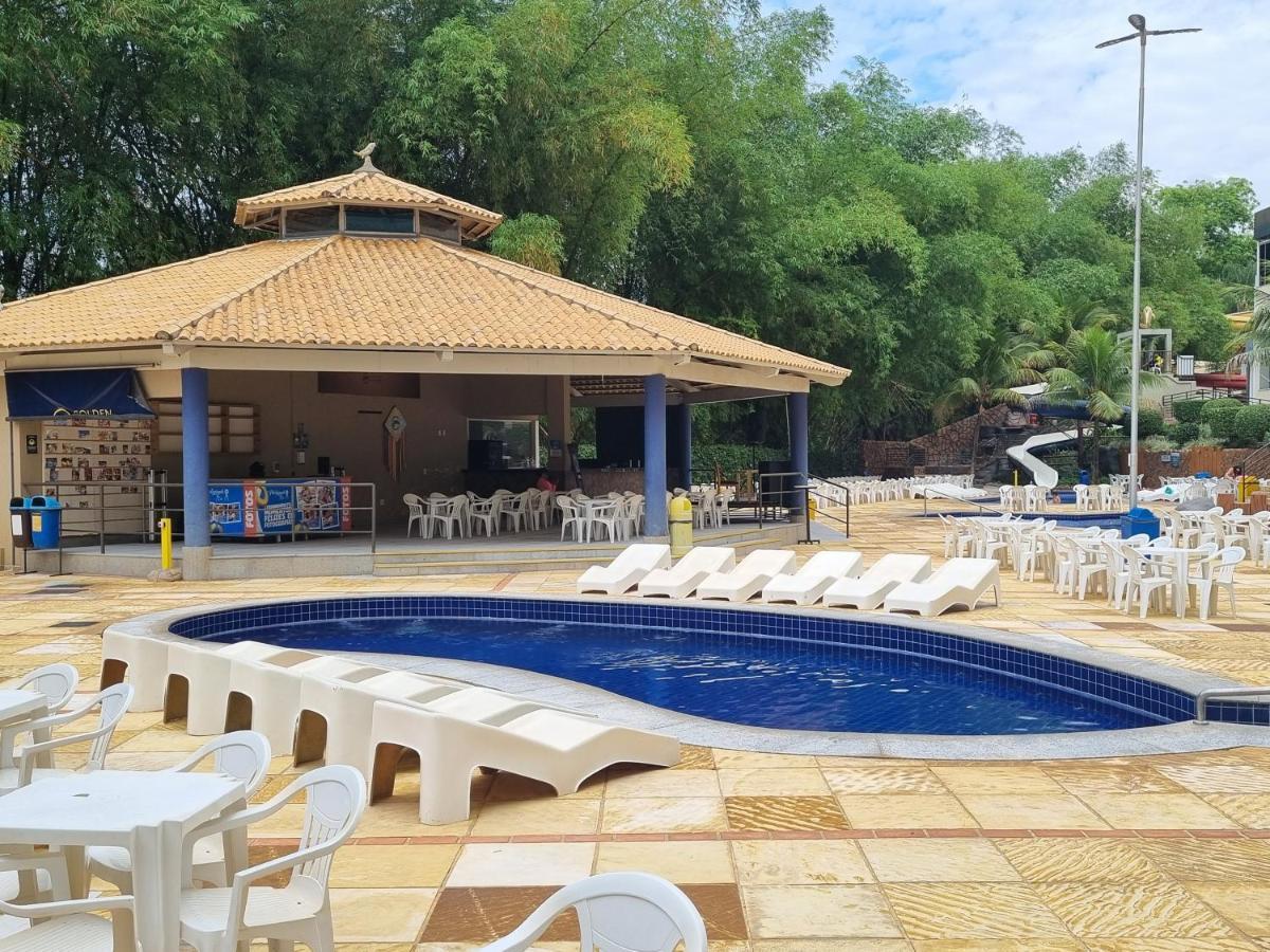 Flat 317 Golden Dolphin Express Aparthotel Caldas Novas